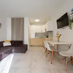 Apartment Locus *