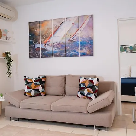 Locus アパート *